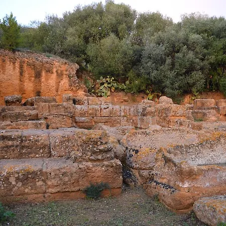 Bed & Breakfast Kolymbetra 3*